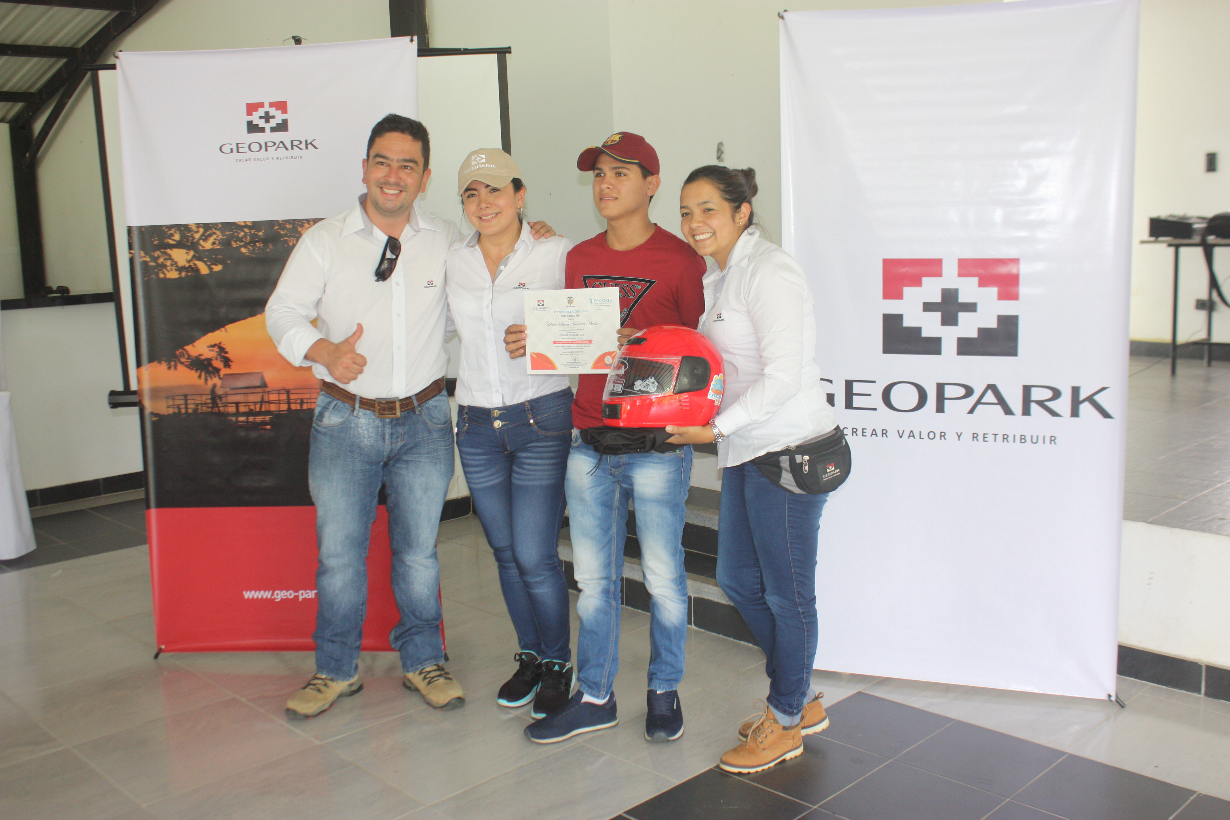 El curso tardó dos meses.