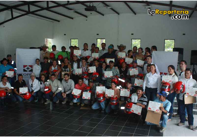 Asistentes a curso de prevención vial.