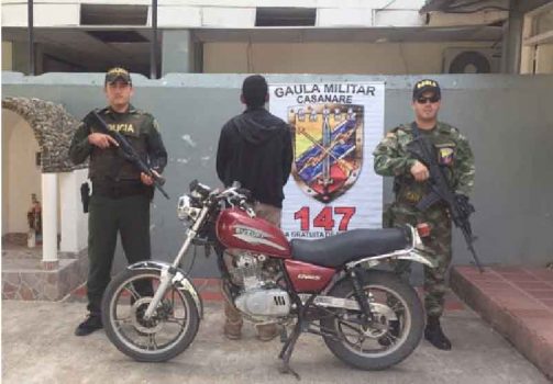 Capturado por robar motocicleta .