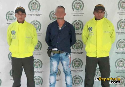 Se trata de un hombre de 31 años de edad, quien es requerido para  cumplir una condena.