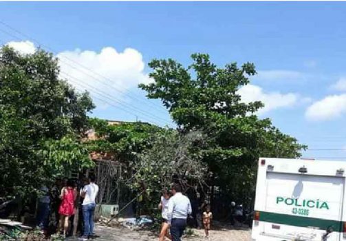 La Policía acudió al lugar de los hechos.