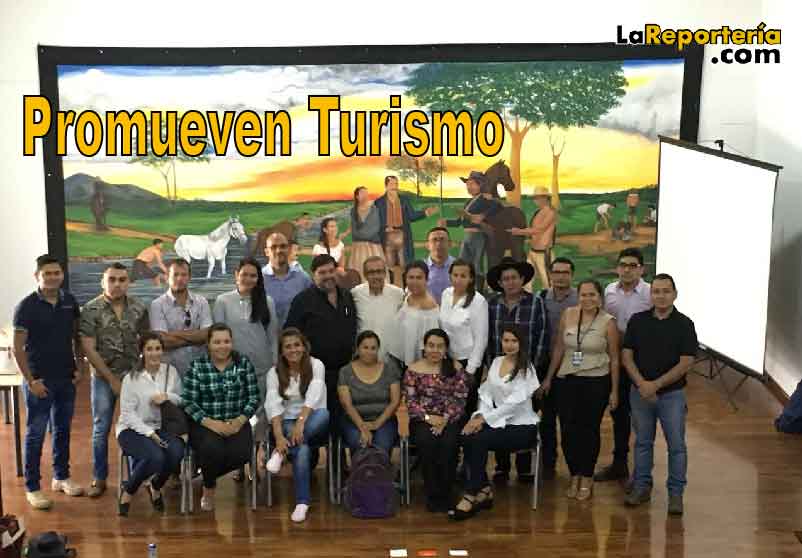 Trabajan en elaboración de portafolio Turístico.