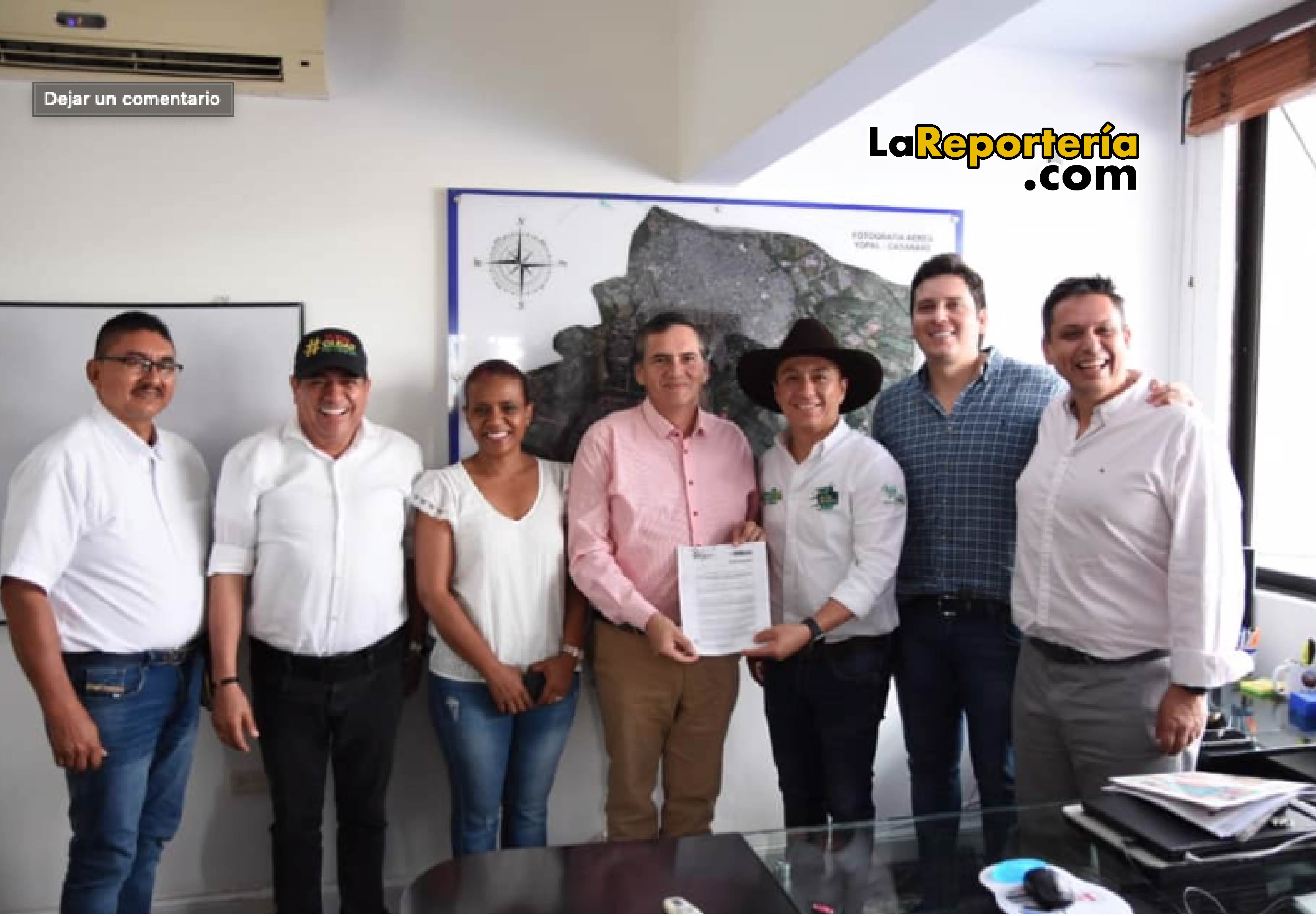 Socialización de la Resolución con alcalde Saliente Leonardo Puentes y mandatario entrante Luis Eduardo Castro.