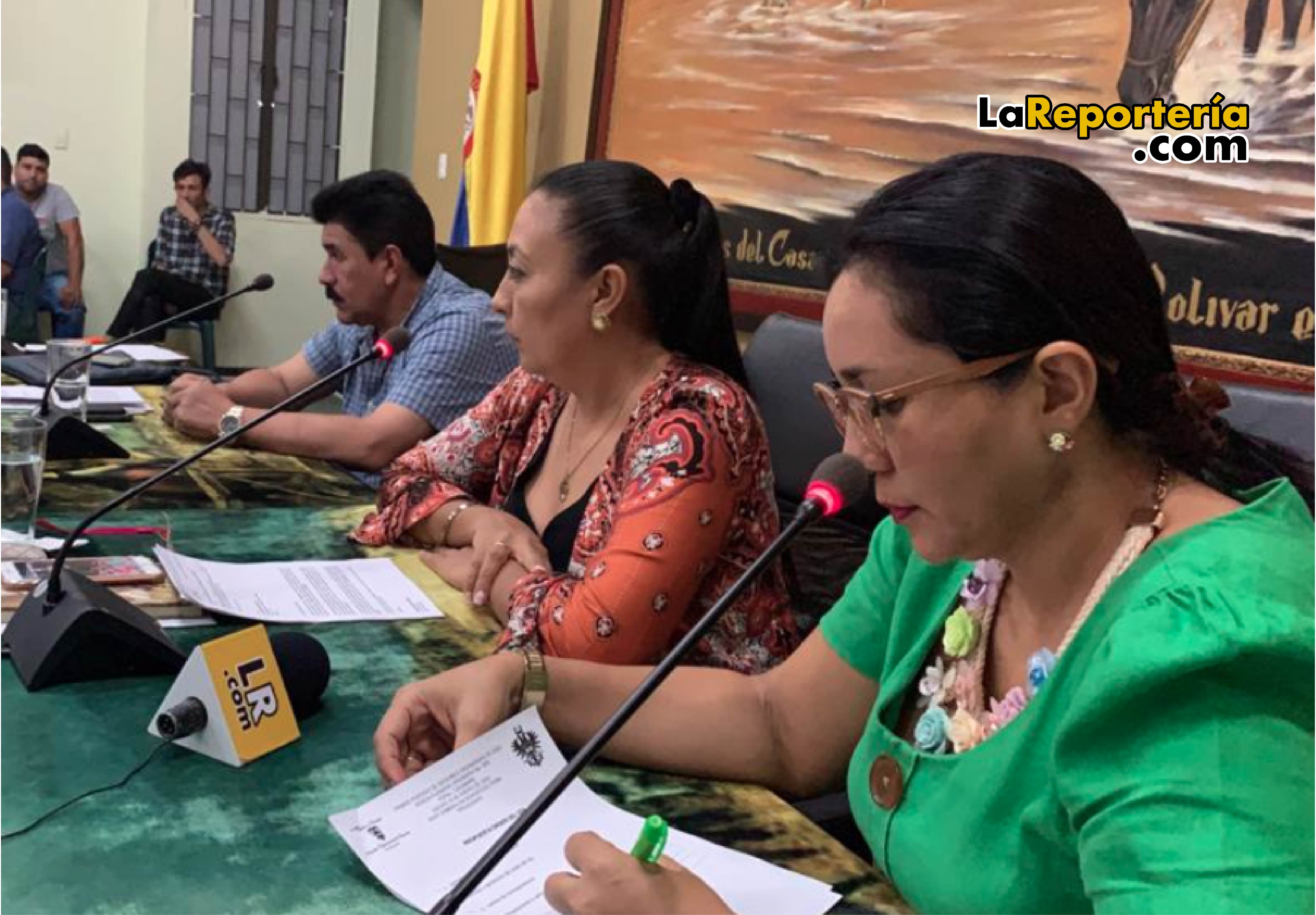 Diputados de la mesa directiva de la Asamblea.